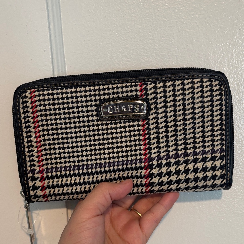 Chaps Houndstooth Wallet with Red Accent